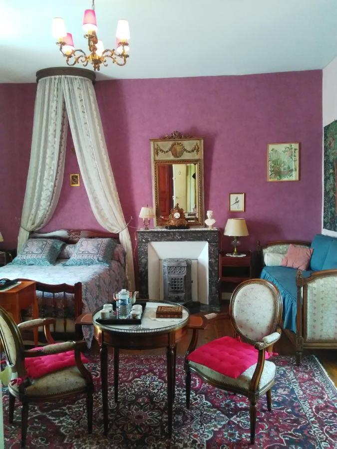 Bed and Breakfast Les Cedres Монтегю Экстерьер фото